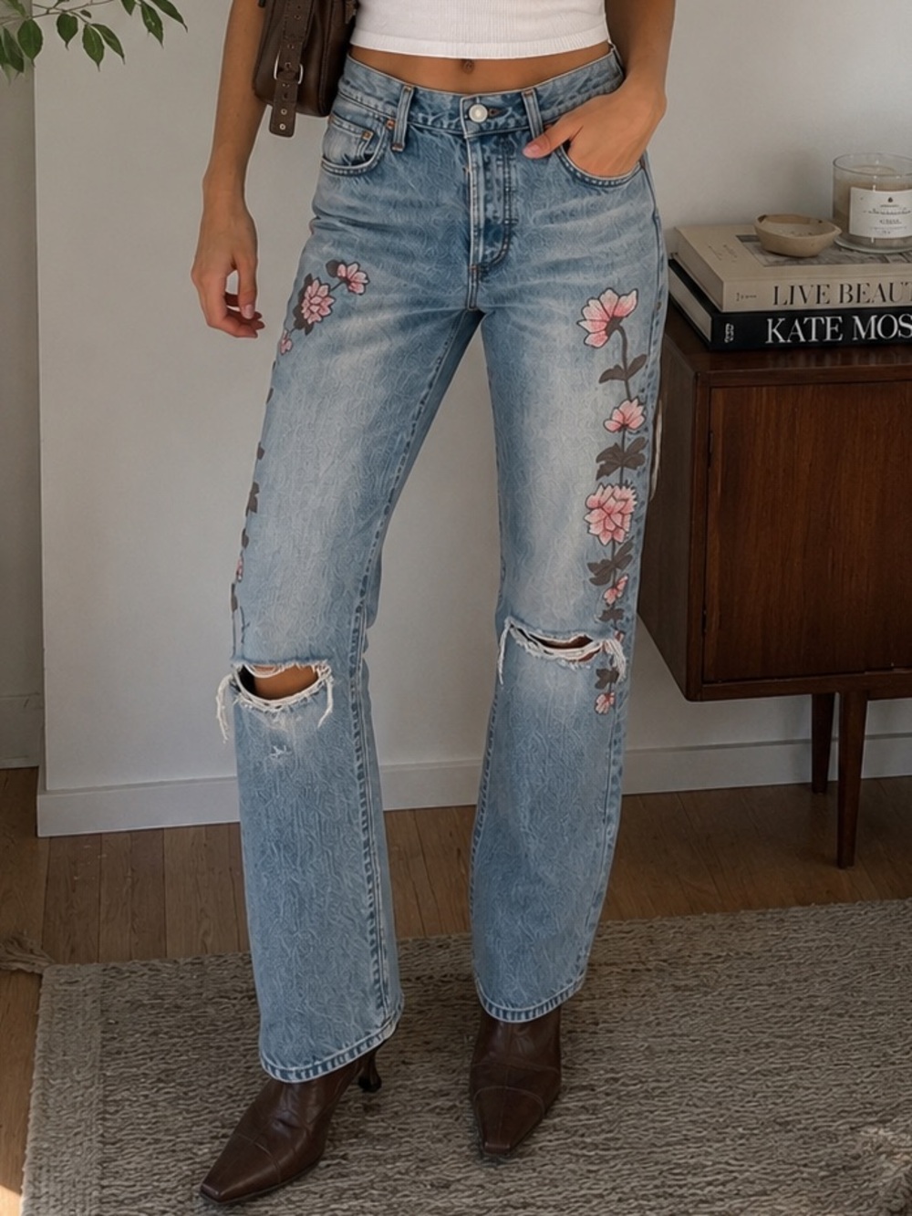 Citizens of Humanity Premium Vintage Floral Embroidered Crop Jeans 26 Rare